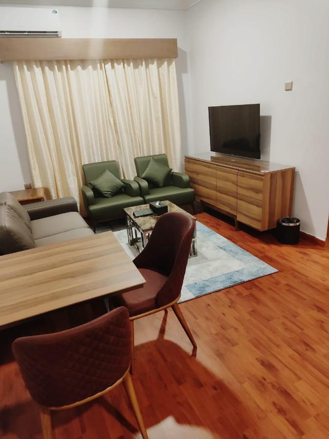 Aparthotel الماسم للأجنحة الفاخرة- الملك فهد - الرياض